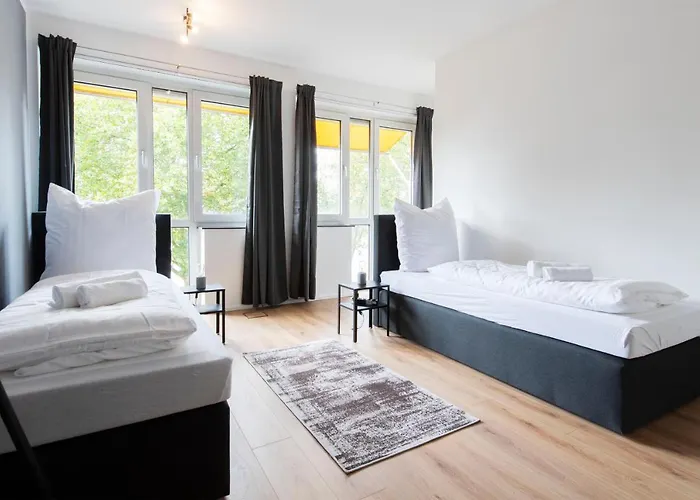 Working Loft - 8 Box Spring Beds Lejlighed