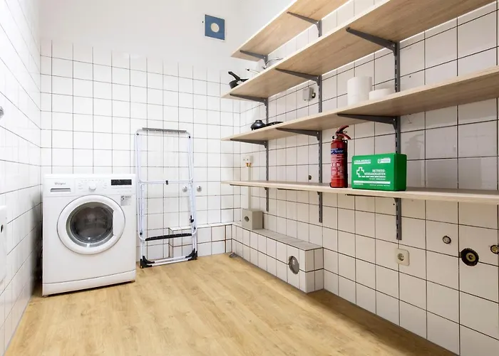 Working Loft - 8 Box Spring Beds Lejlighed *